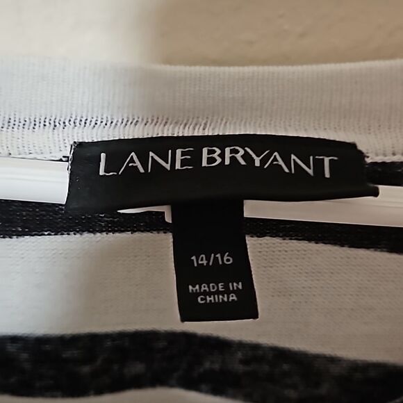 Lane Bryant black and white graphic long sleeve tshirt Size14/16 - Picture 2 of 5